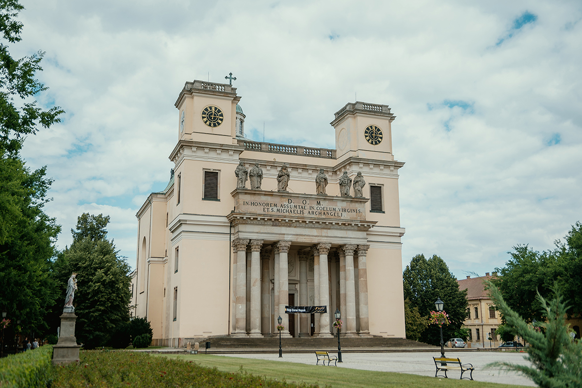 Nagyboldogasszony Cathedral of Vác